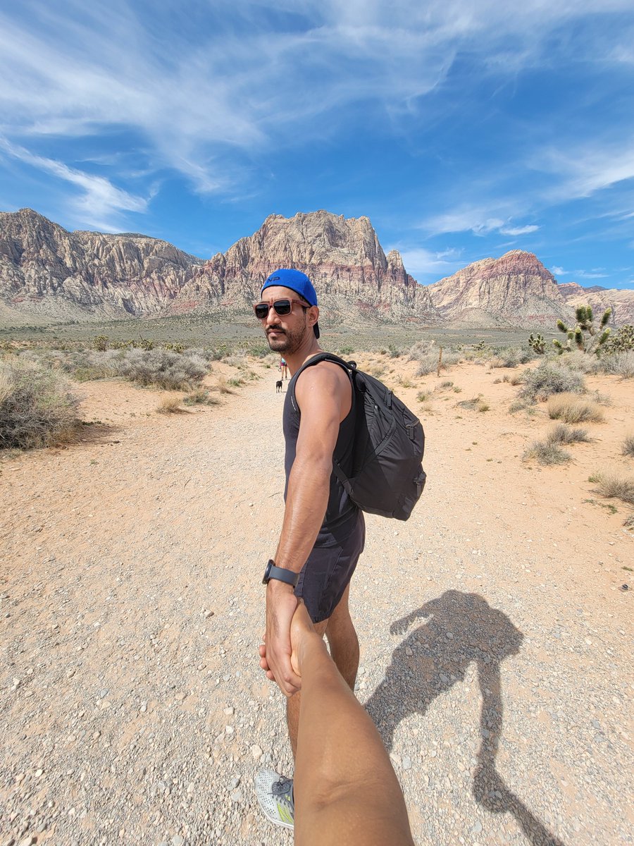 Here I am 2nd day of the year and I'm going to tell you a little story... last year I met someone that really changed and made me see the world different. 
He is someone very special... these pictures are part of our first Hike. Something that we enjoy doing together. 3/26/2022