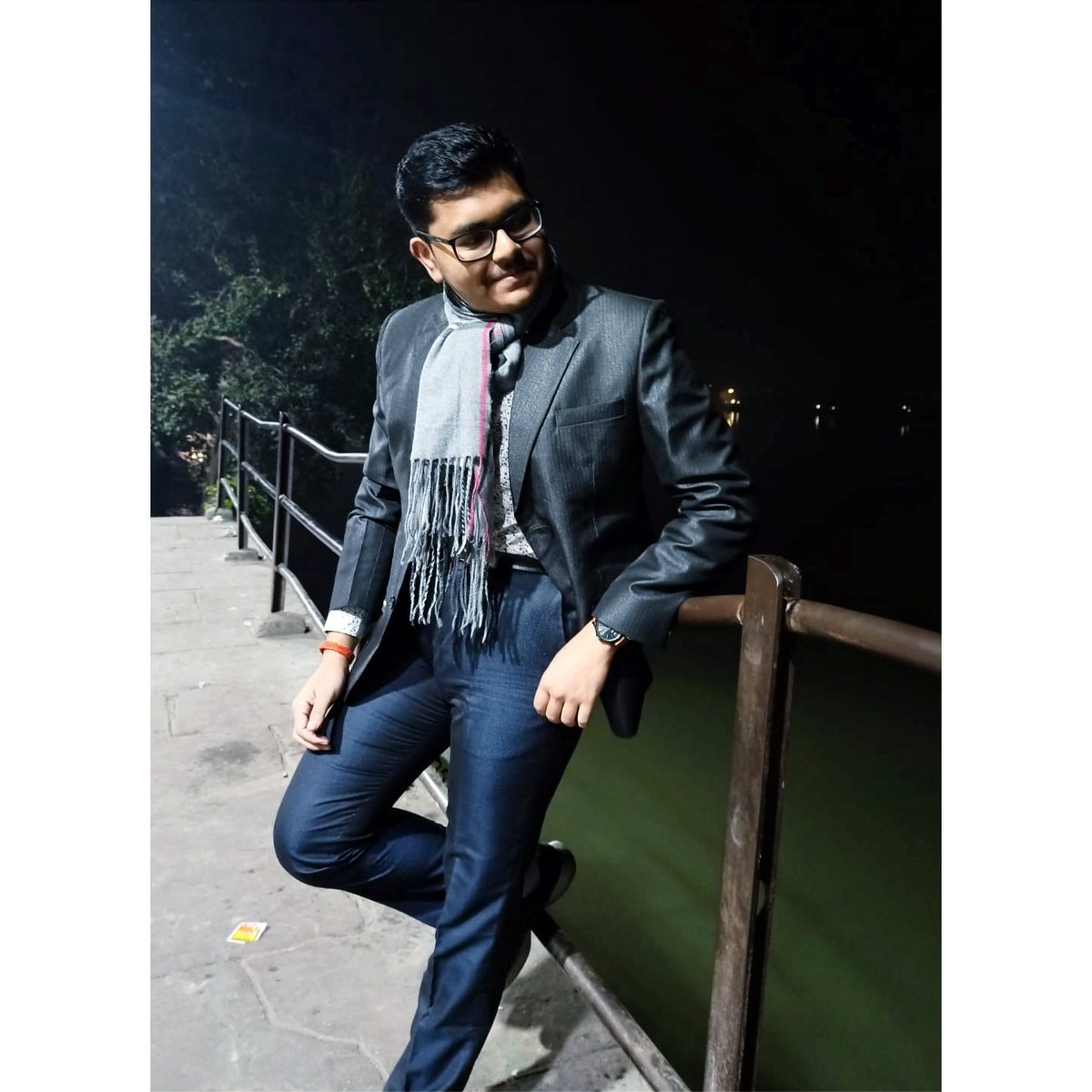 bid_subhankar's tweet photo. #NewProfilePic let's conquer that year guysss https://t.co/bCa180GVew