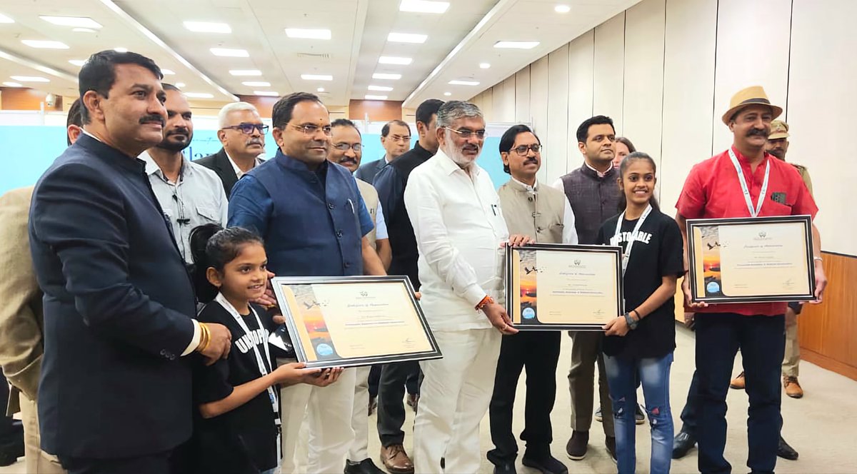 Thank you <a href="/Mulubhai_Bera/">Mulubhai Bera</a> <a href="/moefcc/">MoEF&CC</a> <a href="/CMOGuj/">CMO Gujarat</a> <a href="/PMOIndia/">PMO India</a> What an amazing kick start of 2023! Got felicitated by Minister of Forest &amp; Environment and Climate Change at the International Seminar on Wetlands for our efforts on conservation of Wetlands. <a href="/UNEP/">UN Environment Programme</a> <a href="/UNDP_India/">UNDP India</a> <a href="/drvijayshahbjp/">Dr. Vijay Shah</a>