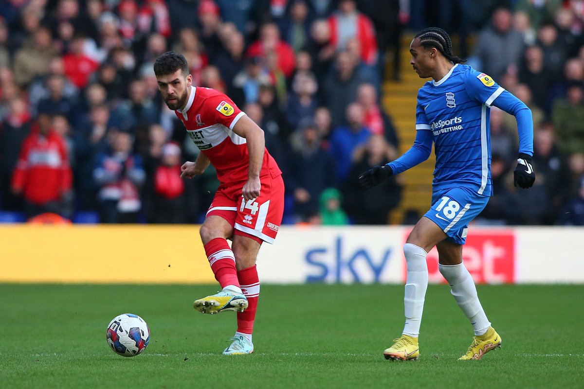 Boro's tweet photo. 46 | The contest resumes. COME ON #BORO!!!

🔵 0-0 🔴
#UTB https://t.co/ehnVazuMha