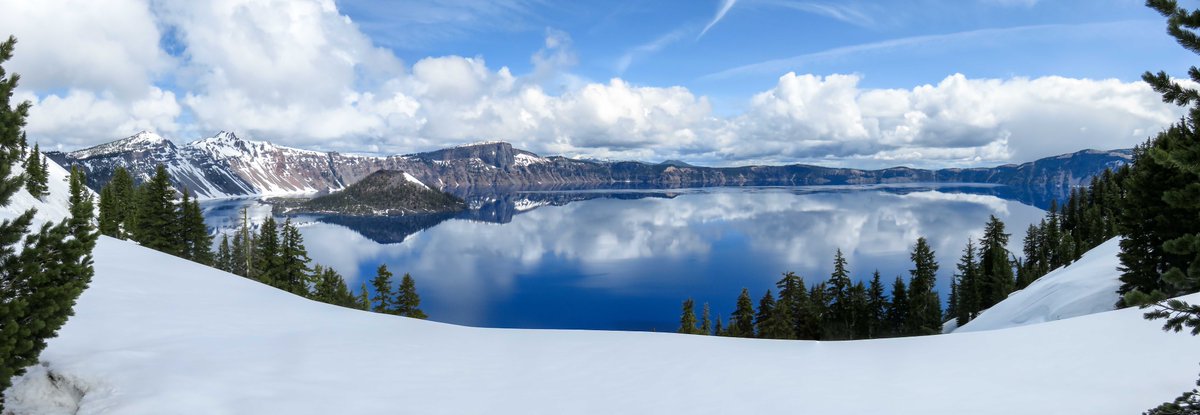 parkstamps's tweet photo. Congratulations to TomKaren and their picture taken @CraterLakeNPS , the 1st place photo in the winter photo contest at https://t.co/aVVA5i8Vz7  This picture will be our FB banner during Jan. 2022. Thanks Robbie for managing this contest! https://t.co/T5Takmg604