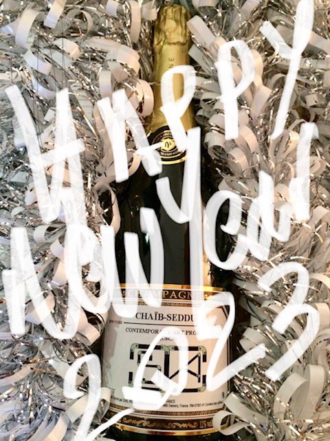 CSCArt_Projects's tweet image. CSCA New-York and Paris Teams are very pleased to wish a Happy New Year 2023 to you and your loved ones in a safe and healthy way and hope to see or to meet with you by January 3rd, 2023 by following us in our next shows and programmed Art Fairs 2023..
