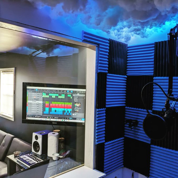 The studio is finally coming together https://t.co/0TN4BJ5FoE<a href="/tag/subscribers"class="tags"><span>#subscribers</span></a>