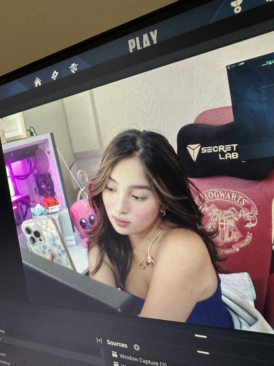 Ayeesha Cervantes tweet media