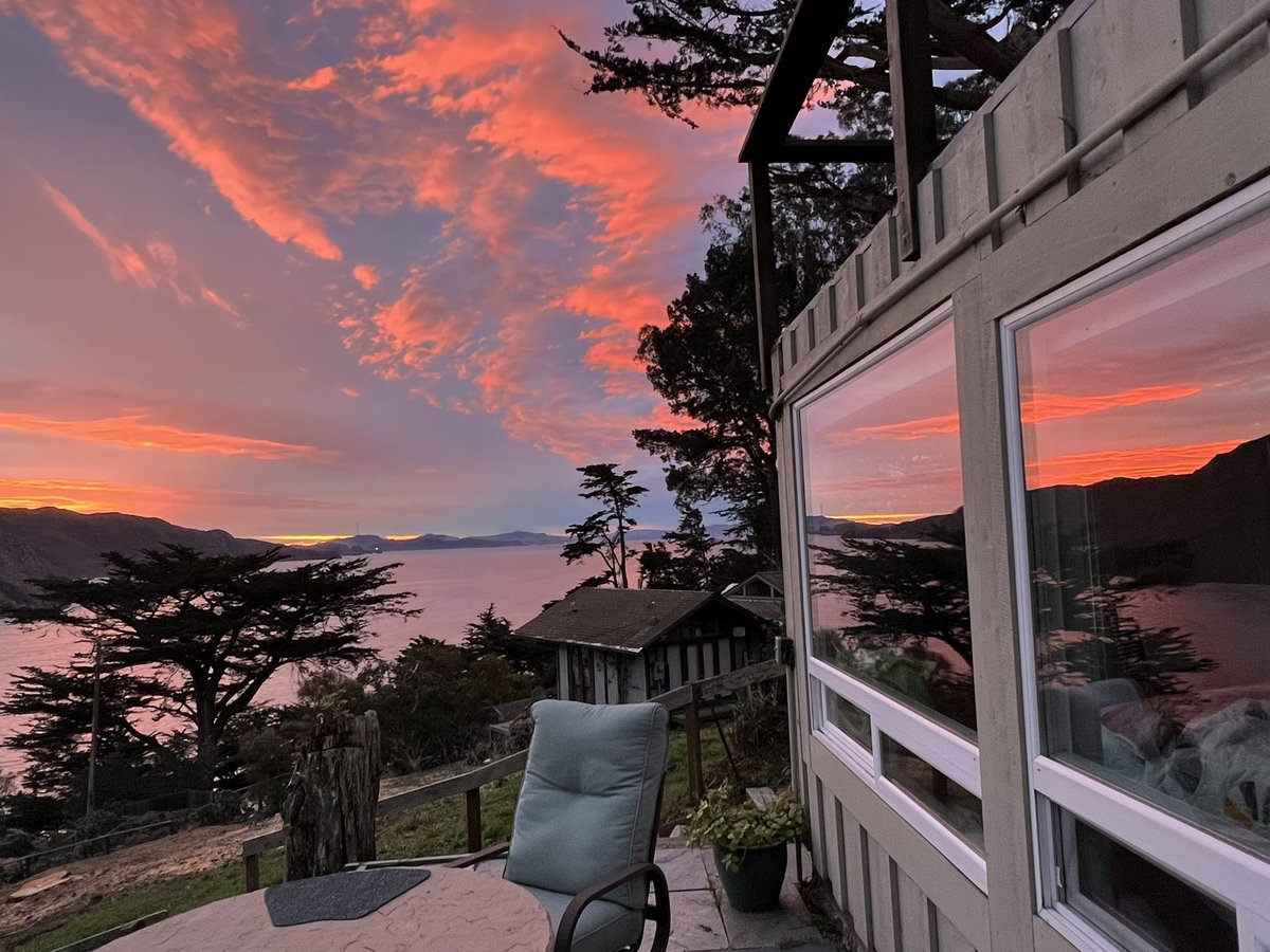 Jennifer Cabe tweet media