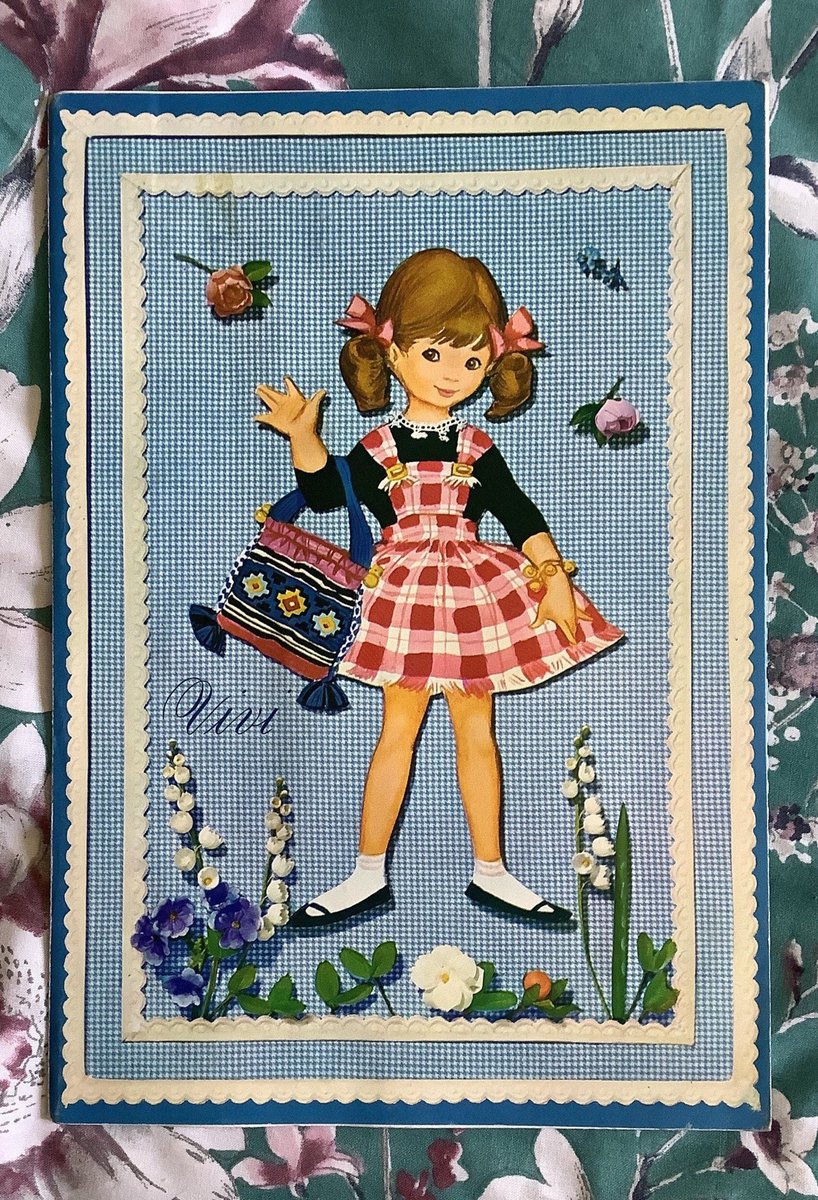 WatsonsVintage's tweet photo. How ADORABLE & #Kitsch is this? Available in my #etsyshop EXTREMELY RARE Vintage Circa #1960s 'Vivi' A Paper Doll Book with a Pop-Up Bedroom/Nursery - Made in #Denmark - #Collectable Paper Doll Book https://t.co/RpQwqwuo4d
#Vivi #PaperDollBook #RetroGift #PopUpBedroom #RareGift https://t.co/EeCK83uhzK