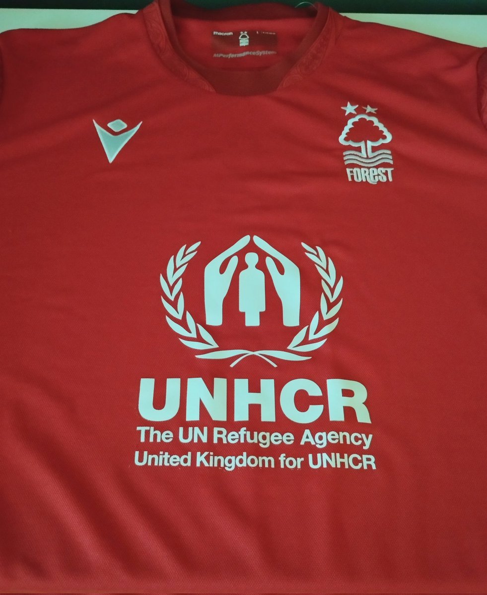 A real honour to join the launch of the <a href="/NFFC/">Nottingham Forest</a> x <a href="/UNRefugeesUK/">UK for UNHCR</a> partnership against #ChelseaFC last night (Forest definitely deserved a win...). The shirts look amazing and the response from #NottinghamForest fans has been incredible.