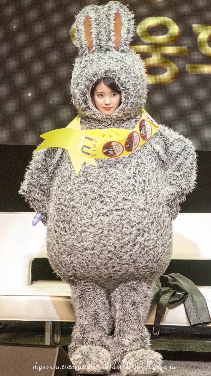 proudu_'s tweet photo. 토끼의 해에 진짜토끼 https://t.co/qrXmLX1PEm