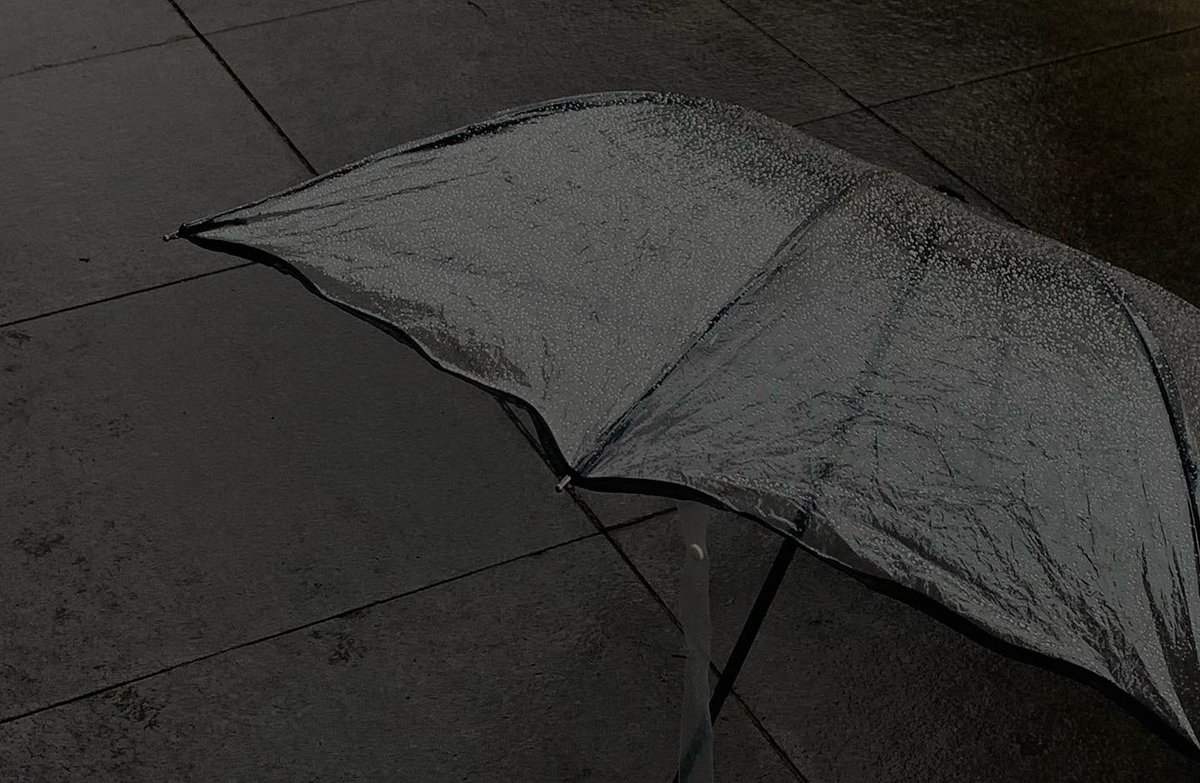 Morningpers0n's tweet photo. 🌧️🫶🏼 https://t.co/vos4LVkAZN