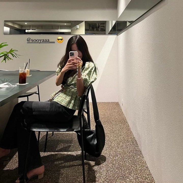 jisoo's friend posted wishing her a happy birthday 💚

HAPPY BIRTHDAY JISOO 
#ShiningStarJISOODay
#간판올리고_문열어라_지수_생일이다