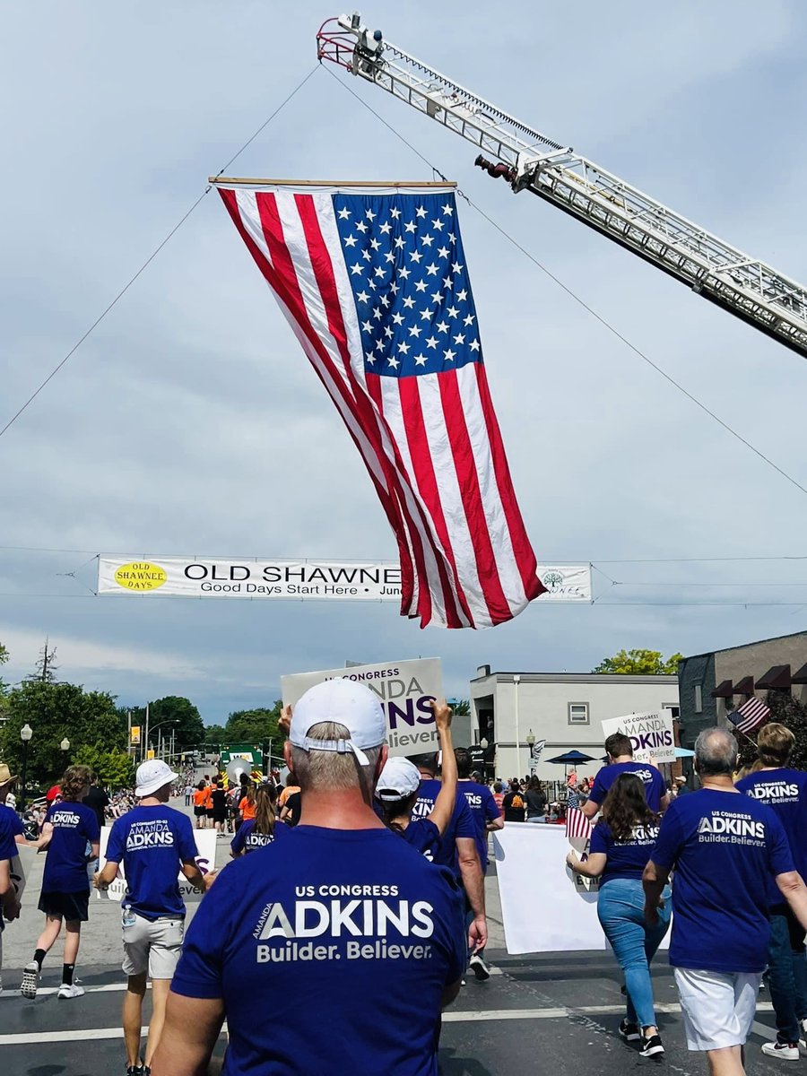 As I reflect on 2022 … I wanted to express my gratitude to so many Kansans in #KS03. It was a tough year, but I will hold in my ❤️ heart the amazing people I met forever. Cheers 🥂 to 2023 … new beginnings and worthwhile adventures.
