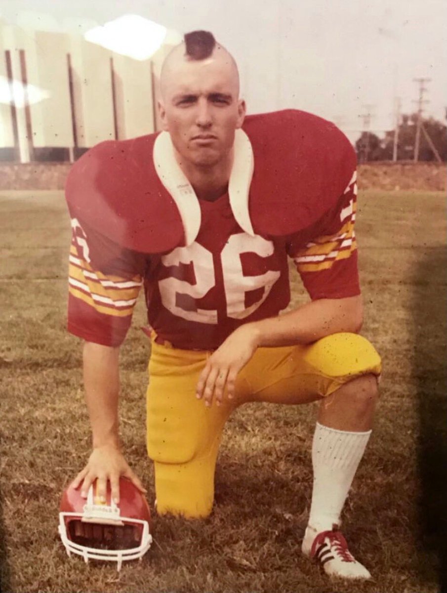 racaldwe's tweet photo. Sammy P and Willie Fritz

I would trust the 1980 Pitt State Gorillas with my life https://t.co/UlAYXE0iAS