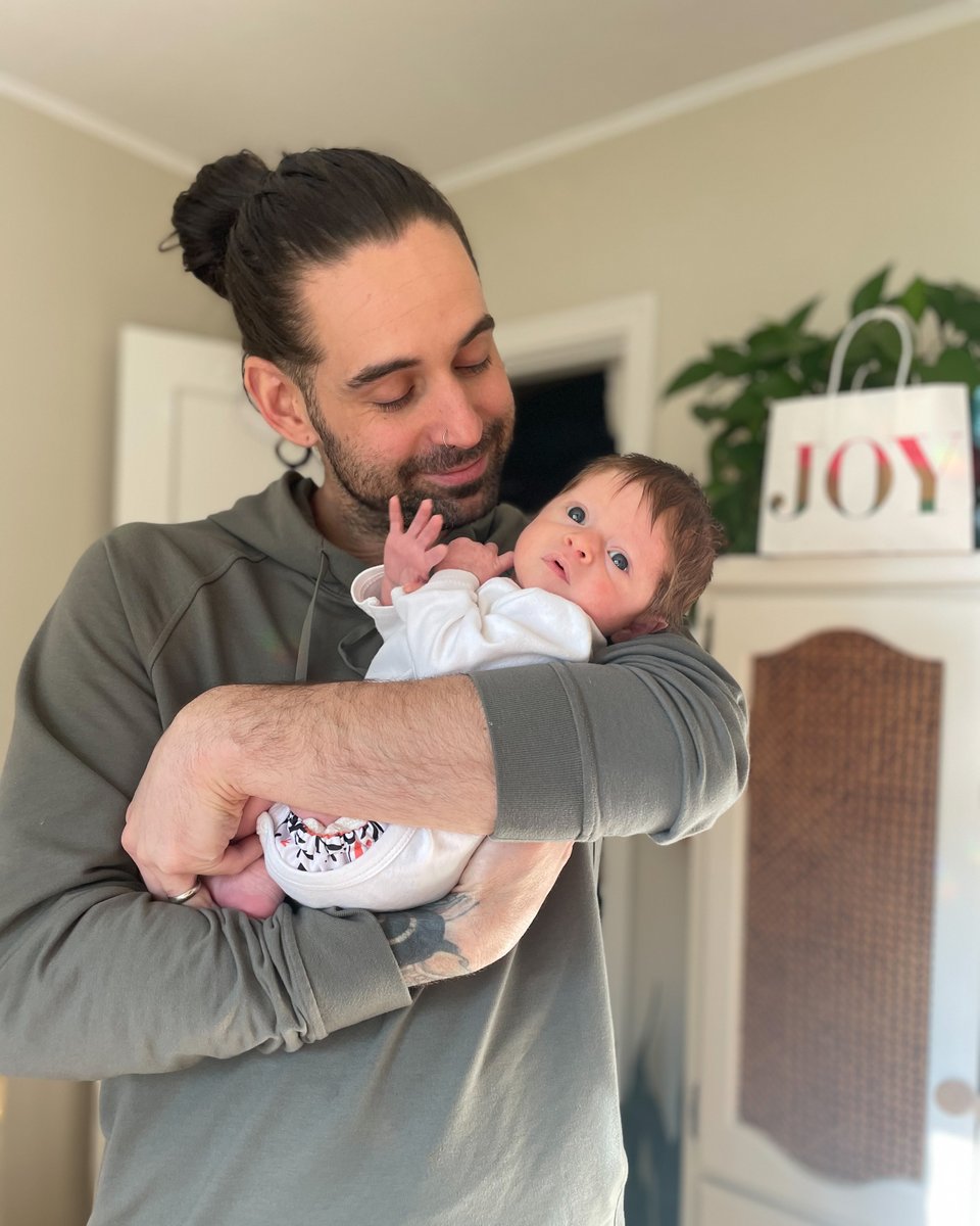 We're excited to announce that Jamael is officially back on the schedule after welcoming baby Ezra into the world! Come show him some love at one of his classes - he teaches afternoons/evenings on Mondays, Tuesdays, Wednesdays, Fridays, and Saturdays 🤩