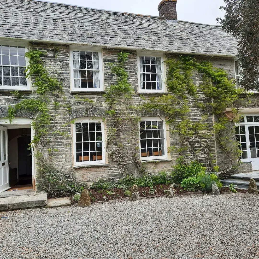 Ltlpcornwall's tweet photo. What a year 2022 was, was lucky to be involved in some beautiful projects. 2023 projects starts on Wednesday another exciting project in Redruth. Will post a few pics as the works progress. 

https://t.co/4f4COjKcEf https://t.co/EdBQpzySby
