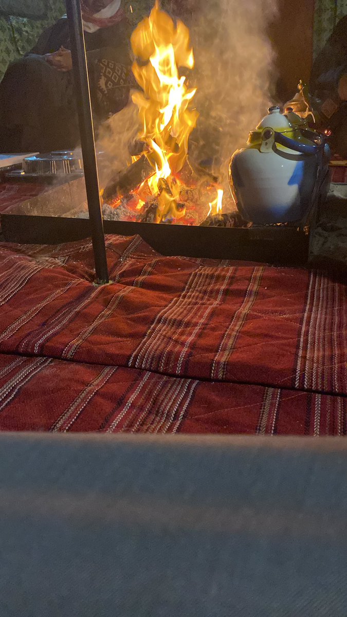 NFyyy9's tweet image. مايسوى علينا هالبرد