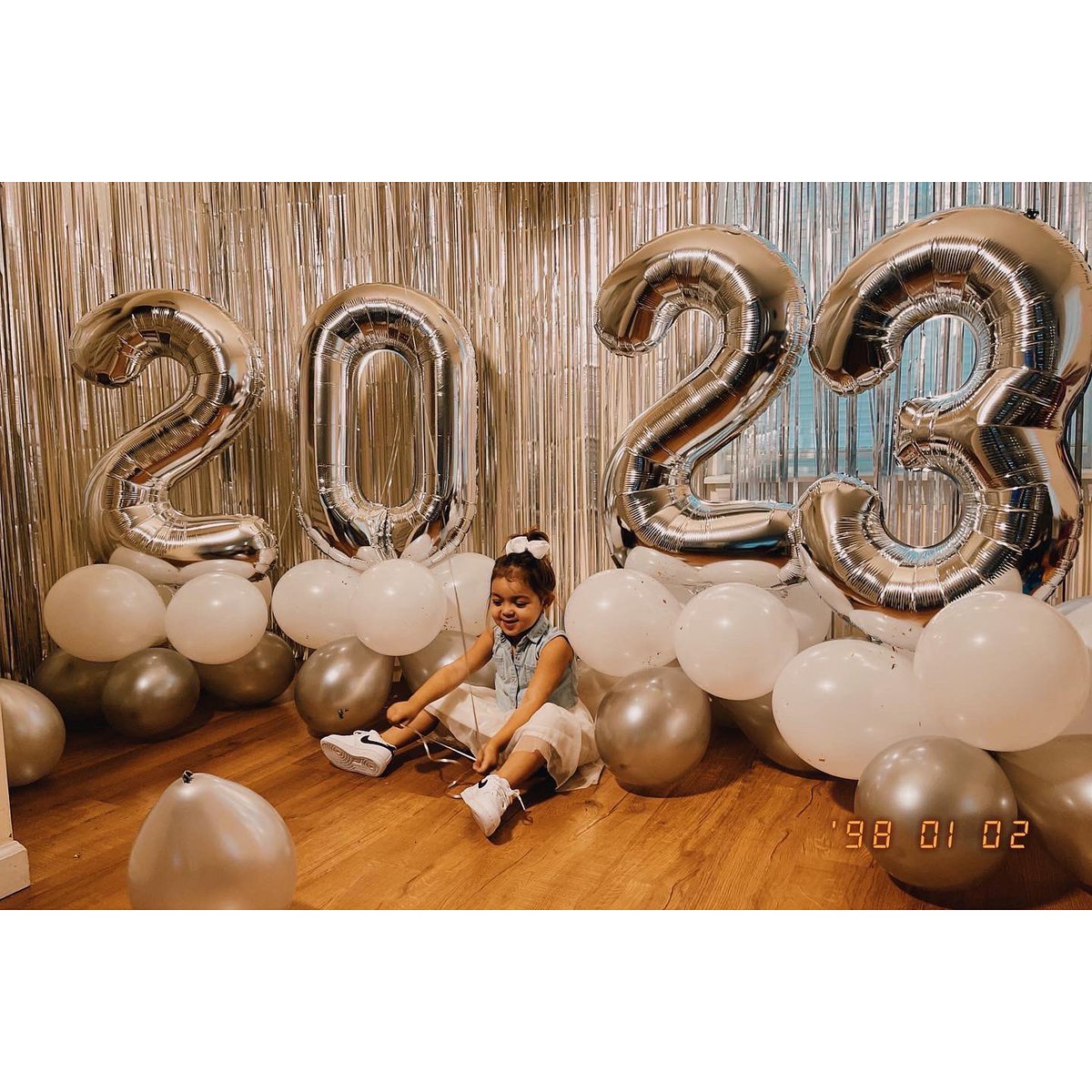 saarinha__'s tweet photo. Que 2023 seja tão mágico quanto você, meu amor ♥️ https://t.co/s5p4MosxSZ