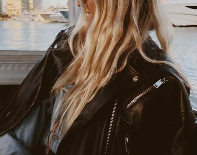 Stole <a href="/ateranimagus/">Sirius, BLACK</a> 's jacket...