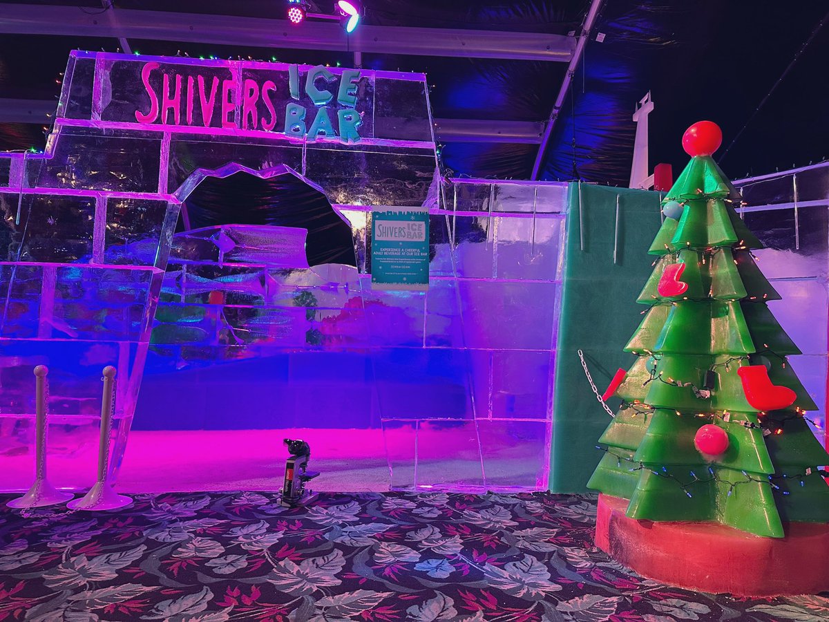 UTMB_Pathology's tweet photo. Ice Land @MoodyGardens is a favorite of children and parents alike! Don’t forget to grab a photo with Santa at the ice thrones! #PathTwitter #PathMatch2023 #MollyTheMicroscope https://t.co/Ah8uM5jjEW