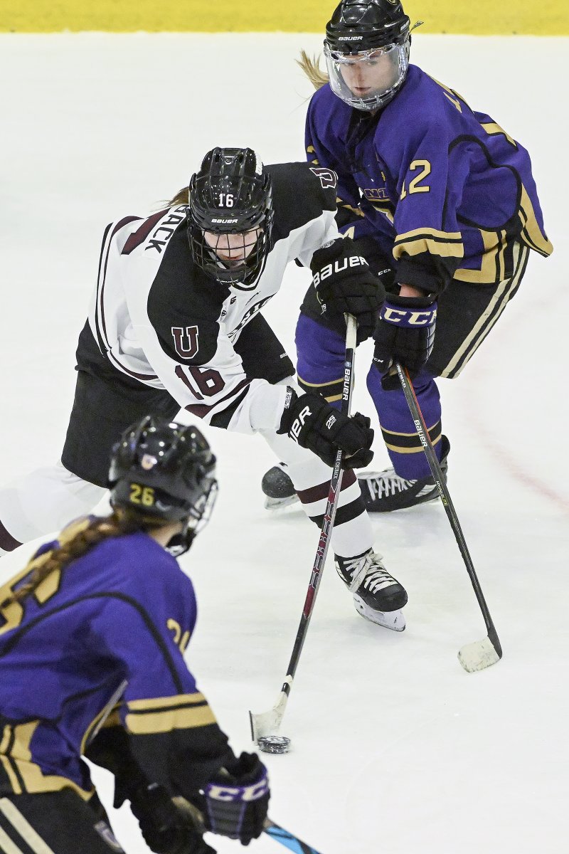 EricaPhotog's tweet image. .@UnionWHockey tops St Michaels 6-1 for their 10th victory of the season @ecachockey #UnionCollege @UnionCollege @UnionAthletics