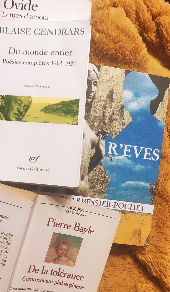 ablebihan's tweet photo. @helenepaumier @Becket6 @drmlj @coralinesoulier @ploukatipik @Laelia_Ve @LarobeEdith @EmmanuelLauren2 @liminaire @Charivari1 @DenisCosnard @emmanuel_vaslin @farrenq @AndeP64 @greg_devin_ @thbaumg @DAngelvy @claire_tstt @JulienMarsay @mathieubil @mariericheux Je vous souhaite des "lettres d'amour du monde entier, des r'eves et de la tolérance" #VoeuxenVITE https://t.co/nrxxpQgWUq