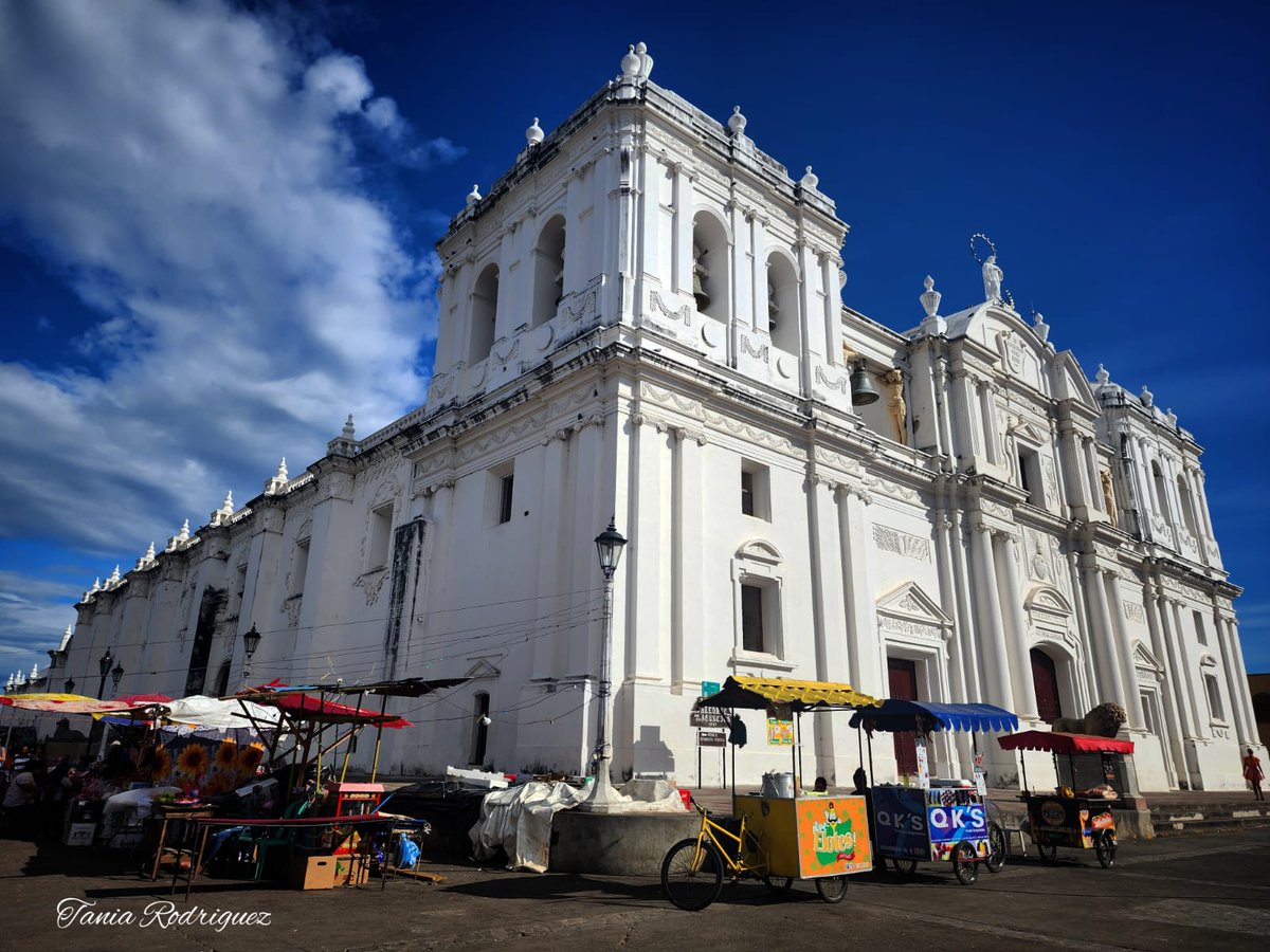 AlbertoFernH's tweet photo. @collvermat @InturNicaragua Tradición Nicaragüenses https://t.co/qnLgZQ1B2u