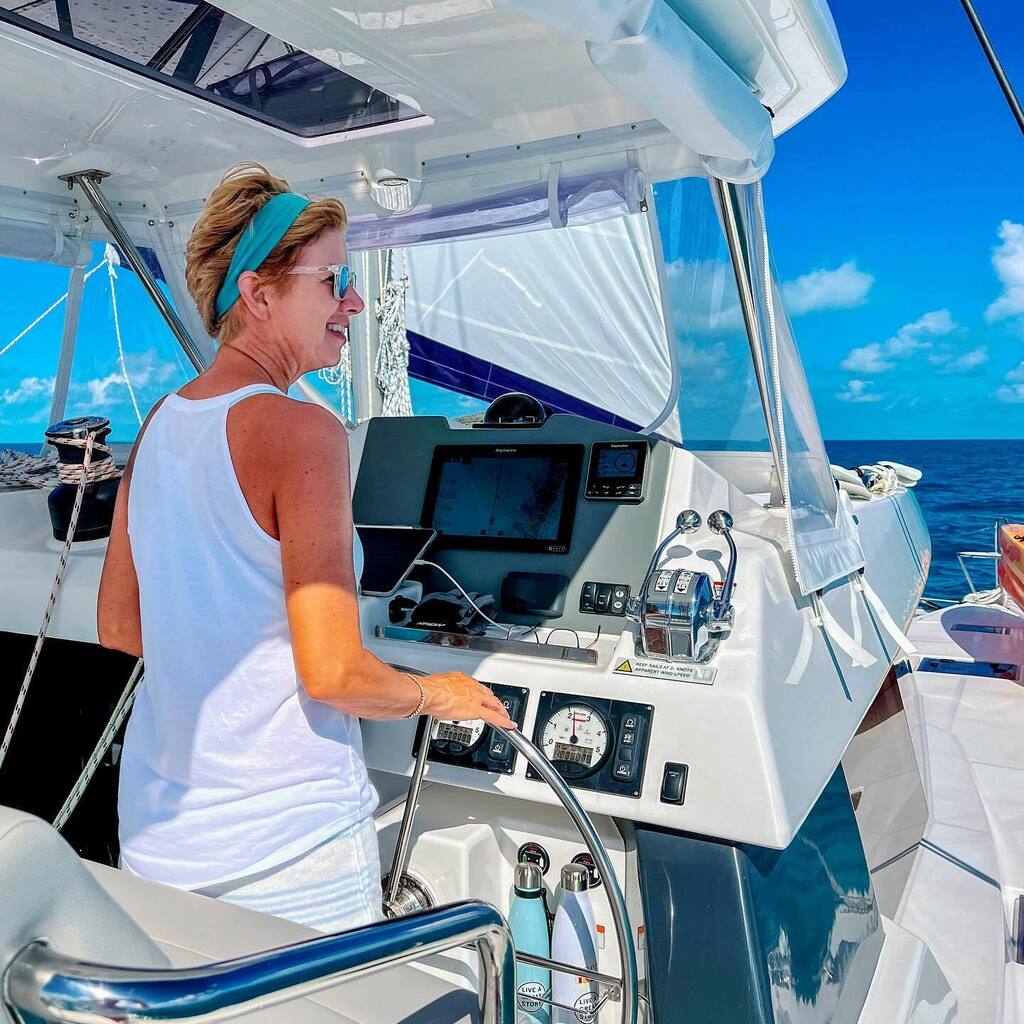 SV_HOPE's tweet photo. Setting course for a fun and adventurous New Year. We look forward to seeing you out and about, or at least following along with you here. 😊
.
.
.
.
#setcourse #setcourseforthenewyear #travel #adventure #ycass #faith #hope #love #onelove #twosail #svhope 🏴⛵️🐾 https://t.co/yqVWeRZuQO