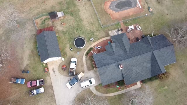 ProShieldGA's tweet image. 🎉🎉New Year, New Roof!!🎉🎉

Big thanks to our neighbors in Covington for allowing us to tackle a big job!

Call the pros at SkyShield and let us offer you a thorough inspection!

SkyShield Roofing
678-722-8904
Info@skyshieldroofing.net