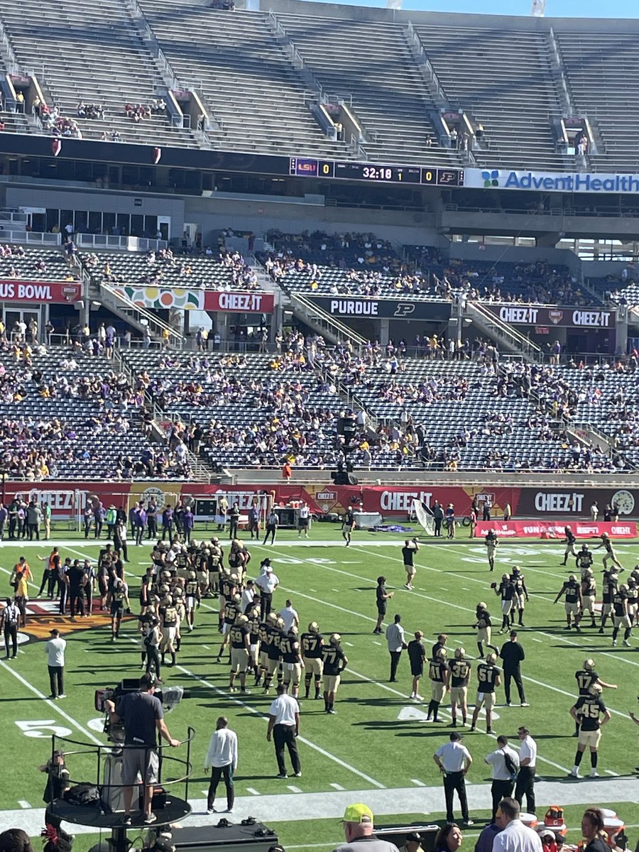 BOILER UP!! Lets get this W ⁦<a href="/BoilerFootball/">Purdue Football</a>⁩ !!!