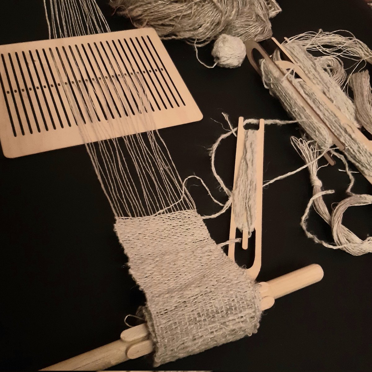 Even full of coughs and a racking cough and feeling rough, a little weaving can still be done.
@Cass_Liversidge