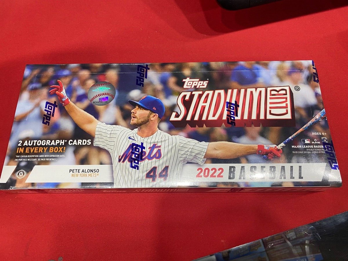 Who wants to win a Box of Topps Stadium Club 🔥?!? 

RT &amp; Follow to enter to Win! ⚾️ 

#Collect #TheHobby 

*Winner will be chosen below on Sunday 1/8 and will have 1 week to claim or alternate winner will be chosen ⤵️