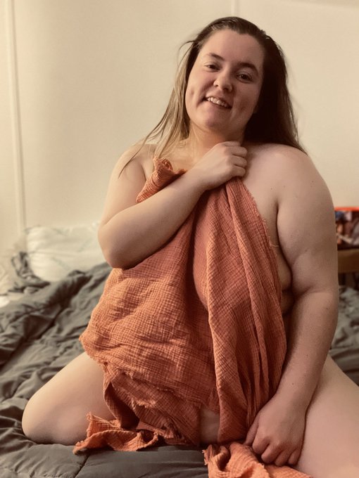 Cum join your fav slut this year! #fansonly #onlyfans #onlyfansgirl #onlyfansbabe #bbw #slut #hotwife<a href="/tag/fansonly"class="tags">#fansonly</a><a href="/tag/onlyfans"class="tags">#onlyfans</a><a href="/tag/bbw"class="tags"><span>#bbw</span></a><a href="/tag/boobs"class="tags"><span>#boobs</span></a><a href="/tag/slut"class="tags"><span>#slut</span></a><a href="/tag/hotwife"class="tags"><span>#hotwife</span></a><a href="/tag/3sum"class="tags"><span>#3sum</span></a><a href="/tag/onlyfansmodel"class="tags"><span>#onlyfansmodel</span></a>