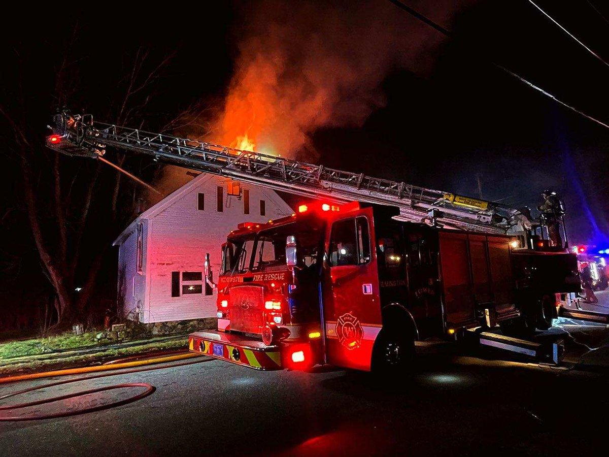 2nd alarm barn fire last night off Lowell Street. Photos courtesy of Kenny Robishaw. #wilmingtonfire