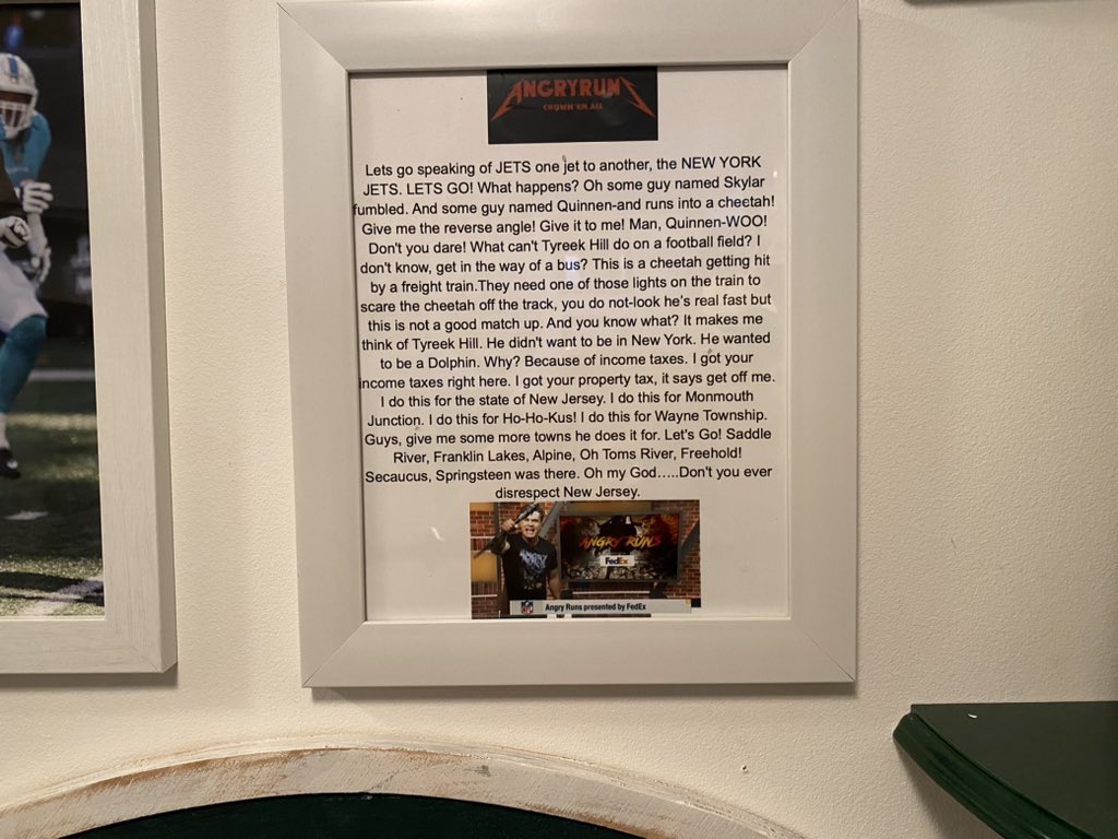 Sam_Spader's tweet photo. When #AngryRuns on @gmfb is your favorite tv all week, your husband transcribes @KyleBrandt ‘s rant when the @nyjets win the scepter so you can hang it in your Jets bathroom 😂  
@coachmspader https://t.co/1ogJinxWcW