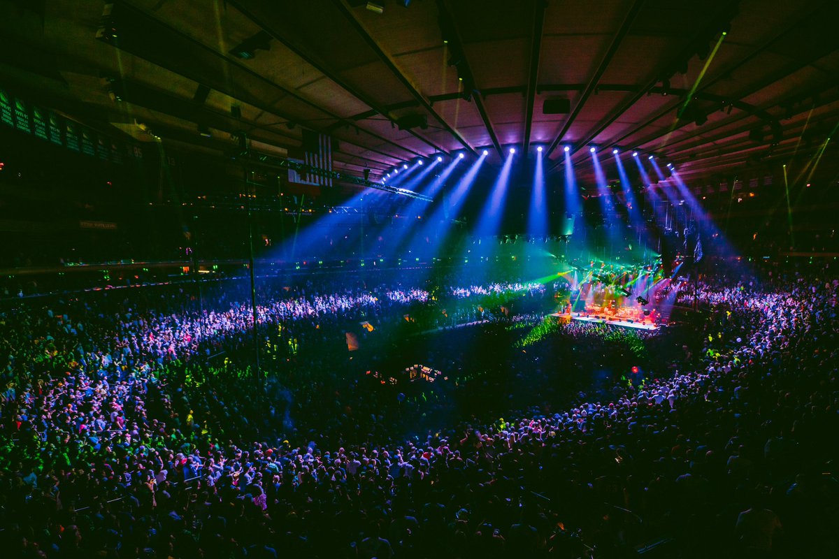TheGarden's tweet photo. Another epic run. Thank you Phish! #YEMSG #PHISHMSG https://t.co/PhTyZgzayg