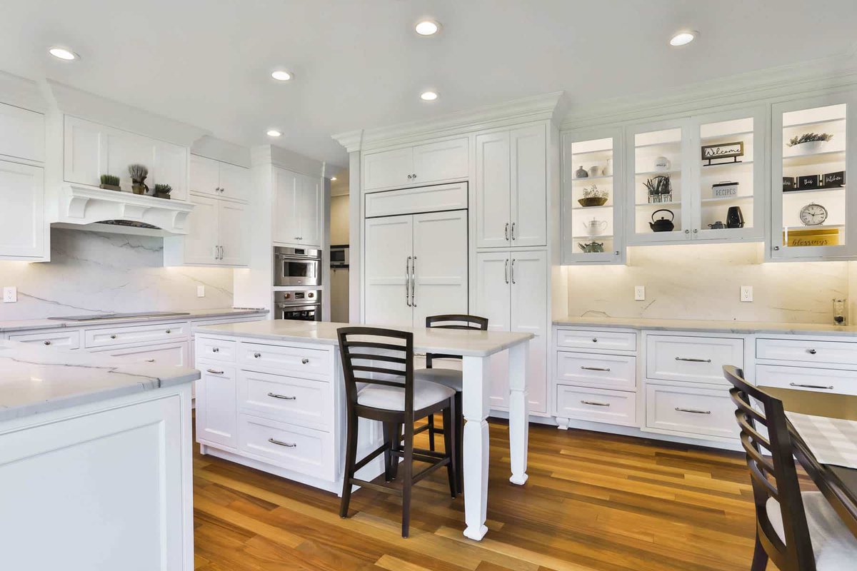 CallierThompson's tweet photo. The client wanted a more open concept where they could entertain and where multiple people could cook together fluently.  Follow the link for the entire portfolio, materials used, and special features!  https://t.co/R0kiA0Mm3b https://t.co/hIqysige3m