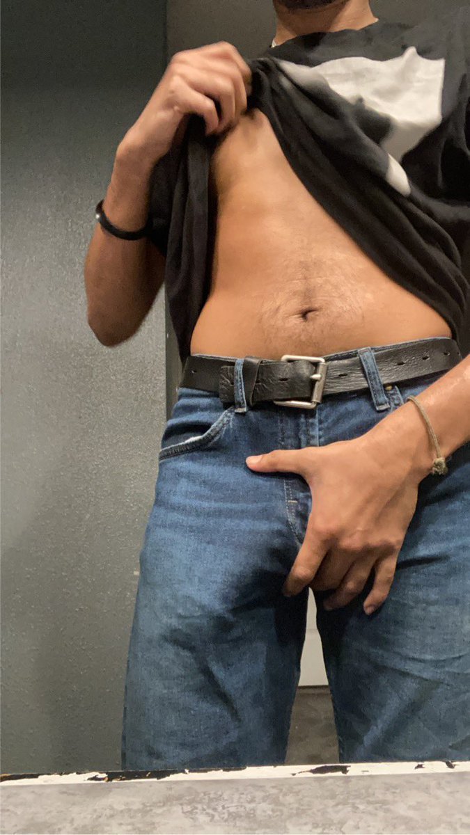 Demxndick's tweet photo. Bulge pic? Bulge pic. #nsfw https://t.co/MyscLxaWFI