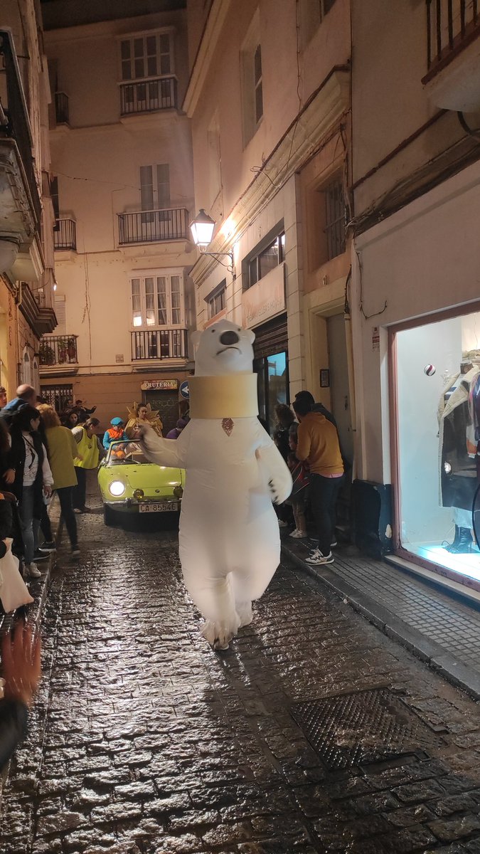peton21's tweet photo. Esto es cadi quillo!! 😂😂😂😂 https://t.co/uM0cmk3rrL