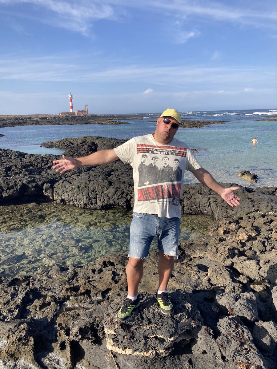 isaacguila's tweet photo. Fa calor al far del Tostón, a #Cotillo, #Fuerteventura! https://t.co/oiqsjS2tLy
