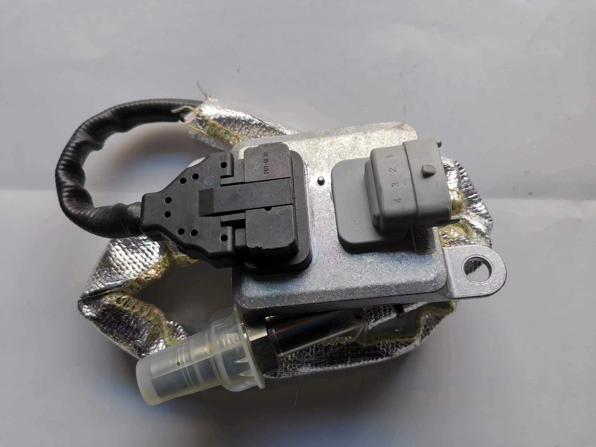 TheHawkAutoMac1's tweet photo. NOx Sensor Nitrogen Oxide Sensor Fits for Cummins 2894941 Available with us https://t.co/XqqDiUrOcq