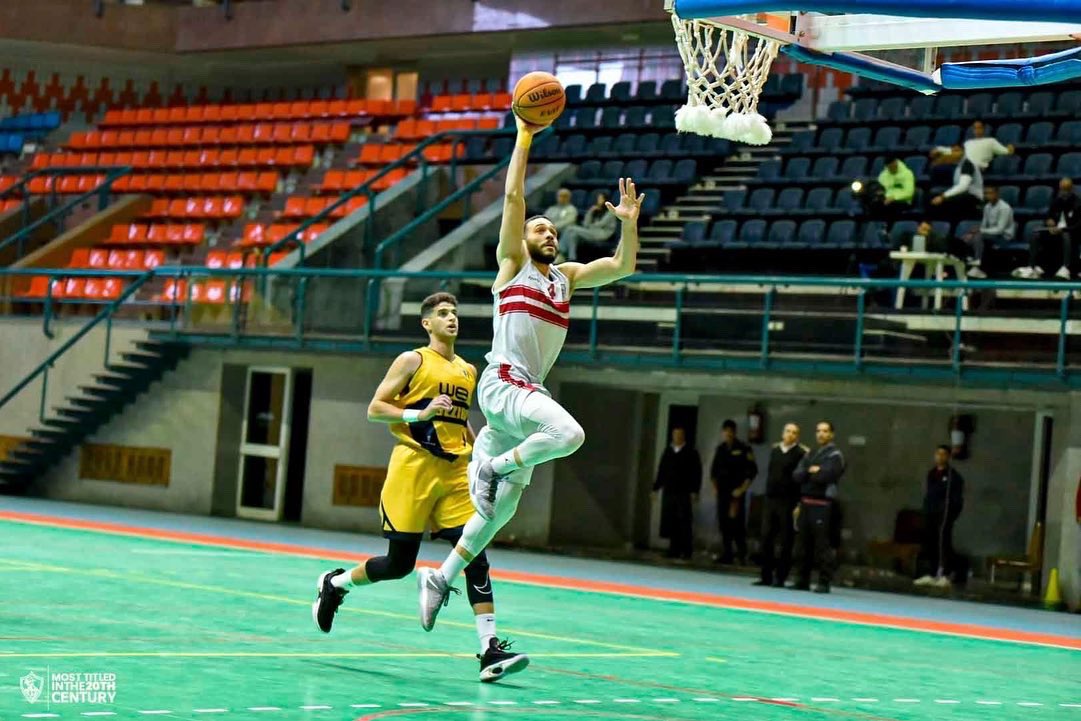 zamalekhalls's tweet photo. 📸| لقطات من فوز رجال السلة أمام الجزيرة ضمن منافسات دوري السوبر 🏀🏹

#Zamalek #MostTitledIn20C | #الزمالك https://t.co/rZ68uTAYvT