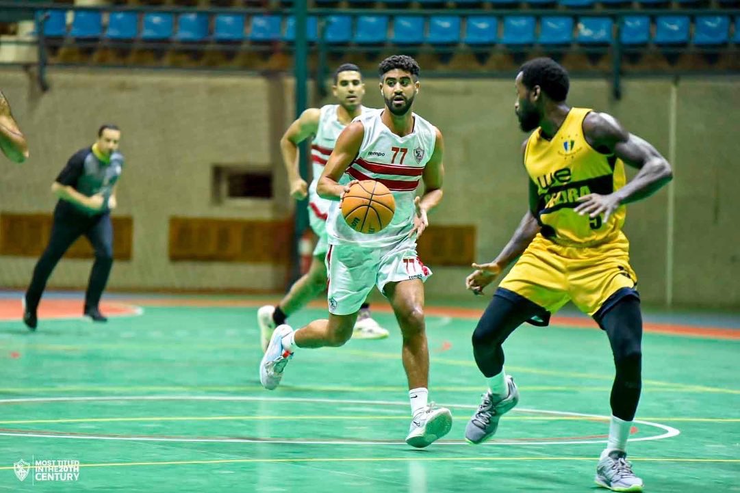 zamalekhalls's tweet photo. 📸| لقطات من فوز رجال السلة أمام الجزيرة ضمن منافسات دوري السوبر 🏀🏹

#Zamalek #MostTitledIn20C | #الزمالك https://t.co/rZ68uTAYvT