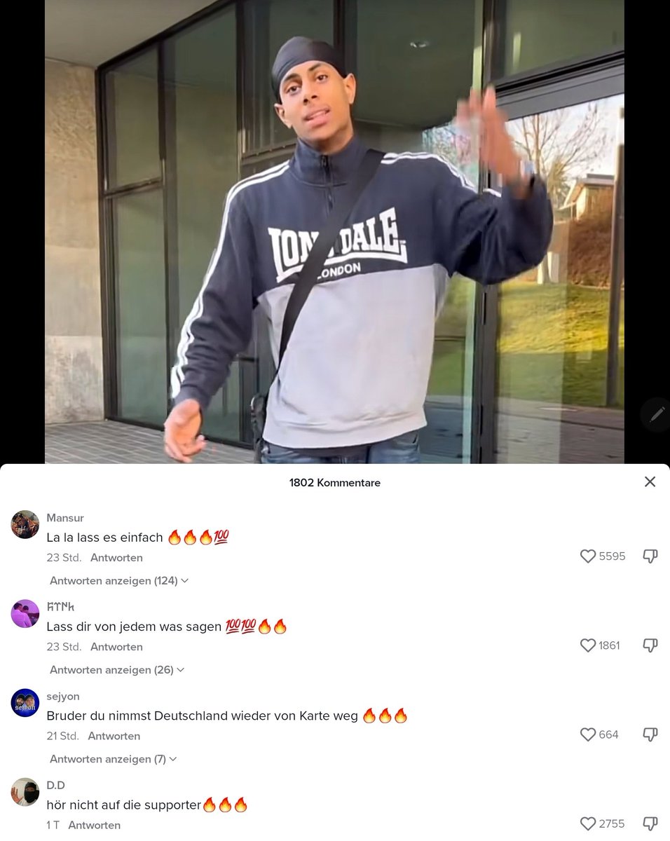 Yassiooh's tweet image. Der arme wird glaub ich kein Rapper