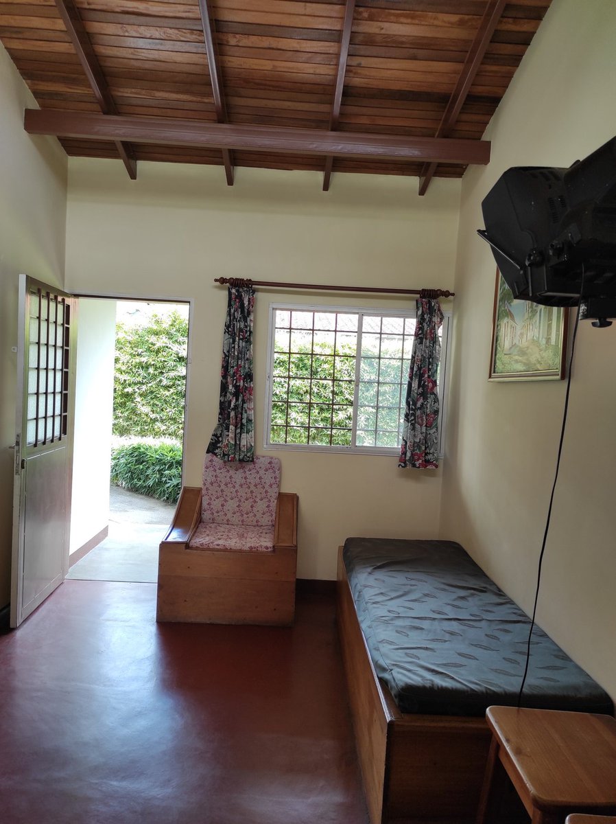 CasasLaCima's tweet photo. Listos para recibir a nuestros huéspedes.
Disponibilidad de cabañas a partir del 6 de enero.
Costo diario por cabaña: $40
Contacto: 0412-1602873
#meridavenezuela #cabañasenmerida #posadaenmerida #telefericodemerida #bikermerida #petfriendly https://t.co/ewFrfIeRXh