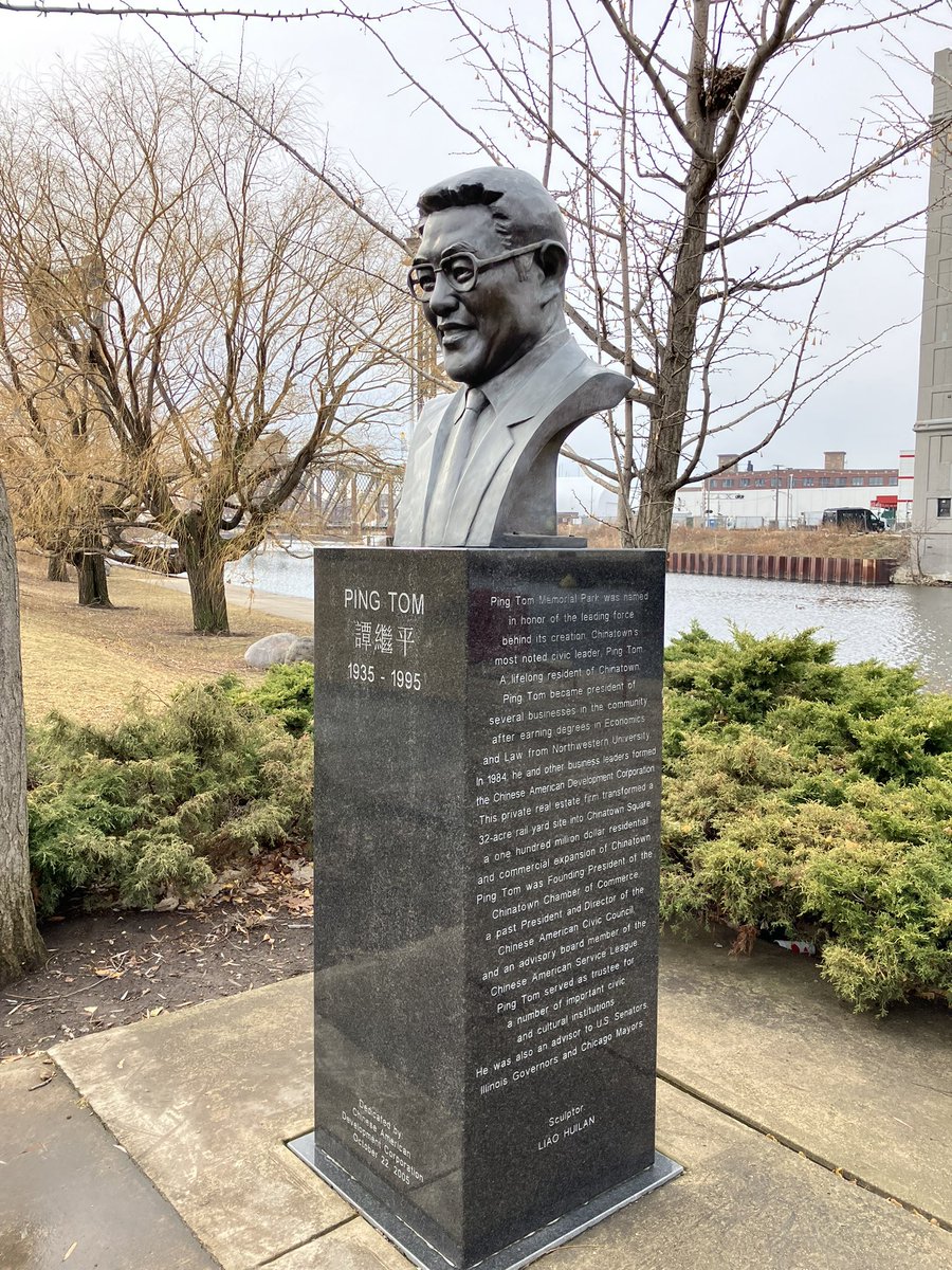 MALoPrestiMDMPH's tweet photo. Love exploring different #neighborhoods in #Chicago during downtime #fellowship year- Enjoyed an awesome lunch and a stroll in #PingTom Memorial #Park today! https://t.co/BreJs6eX7k