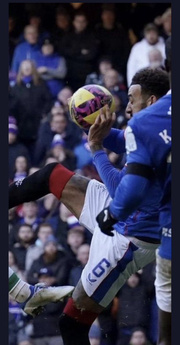 StandForCeltic's tweet image. Celtic should be writing to the SFA first thing tomorrow morning asking for an explanation.