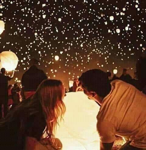 الإشتياق لـشخـص هو نـوع مـن الإدمـان لايـعاقـب عـليه الـقانون, ولكن تعاقـبنـا عليـه الظروف بـالحـرمـان .!!💔💔