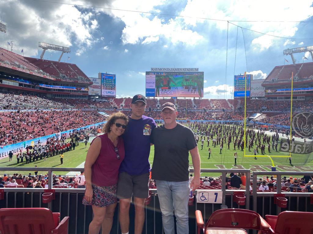 nickfoederer's tweet photo. #reliaquestbowl https://t.co/vsQIfAVEzj
