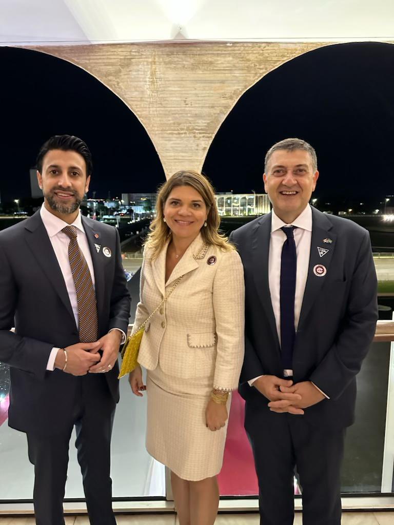 EKamarianakis's tweet photo. A pleasure and honour to welcome our Parliamentary Secretary to the Minister of Foreign Affairs @MSidhuLiberal to #Brasil for the inauguration of @LulaOficial. Strengthened relns! Engaged key partners! Represented and signaled importance 🇨🇦 attaches to collab with 🇧🇷!  Obrigado! https://t.co/V8jJkBm0f1