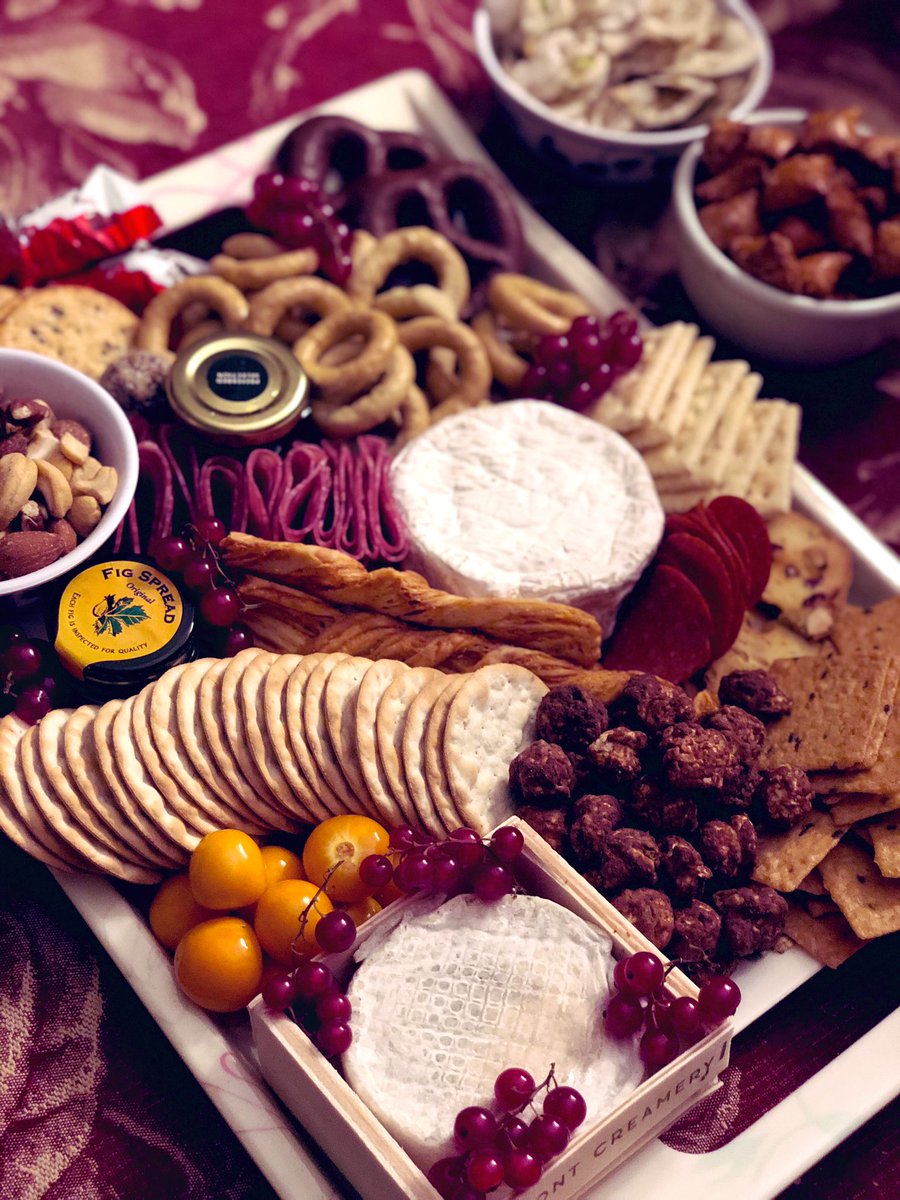 Leigh Tobes tweet media