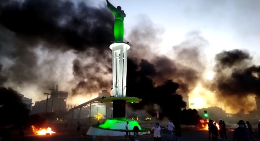 ejutv's tweet photo. La Bolivia de Arce en 2023: decadencia política, narcotráfico, deterioro económico y persecución
Autopublicado en https://t.co/tibtvphXBl de from:@riosmauricio, Web https://t.co/fv8GQhSGMv